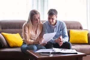 Is cohabitation agreement essential for unmarried couples?