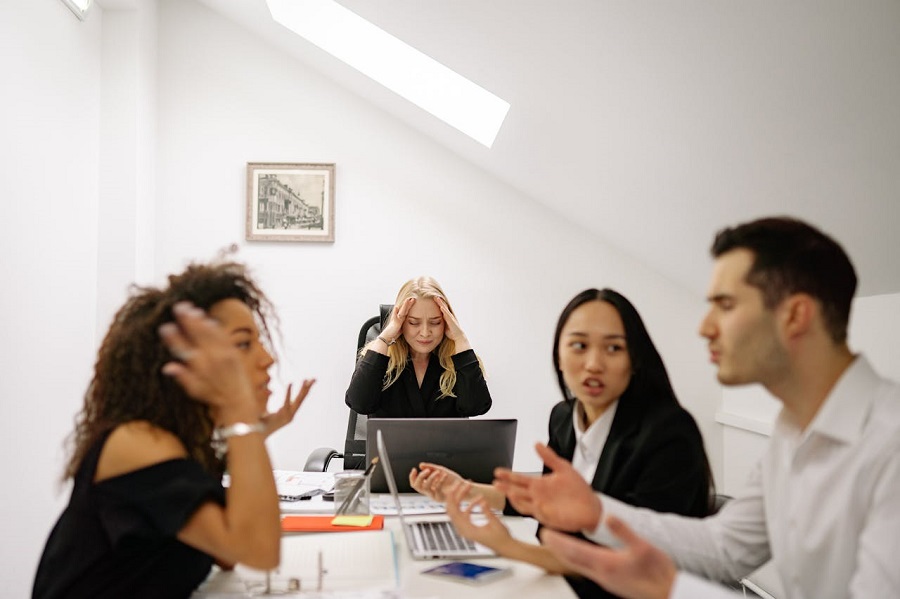 dispute au travail entre couple